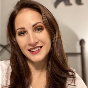 Meet your Posher, Breanna